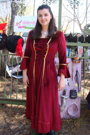 MEDIEVAL COSTUME