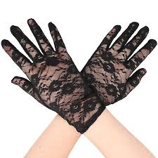 SHORT BLACK LACE GLOVES