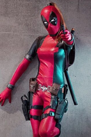 LADY DEADPOOL DELUXE COSPLAY