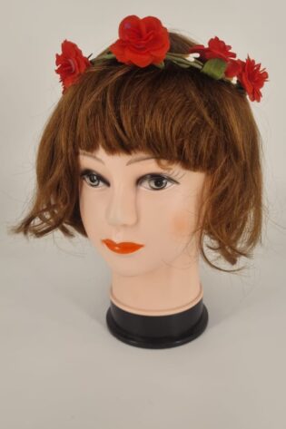 FLOWER GARLAND RED ROSES