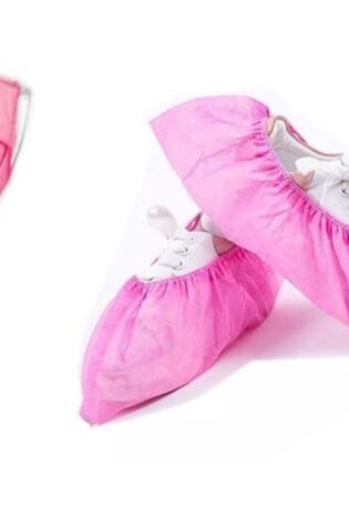 DOC SHOE COVERS AND MASK PINK