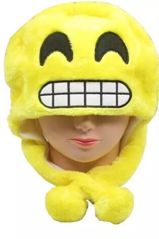 EMOJI BEENIES  GRIN