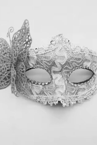 SILVER LACE AND FLOWER