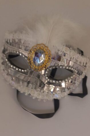 GLITTER SILVER AND FEATHER