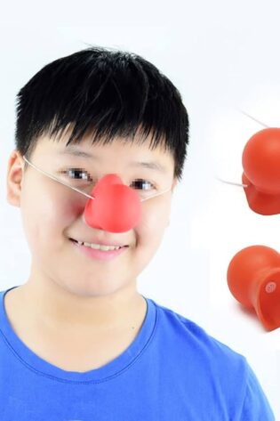 PLASTIC CLOWN NOSE