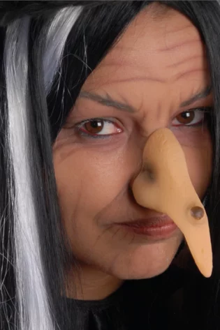 LONG WITCH NOSE